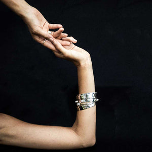 Flat Bangle With Pearls